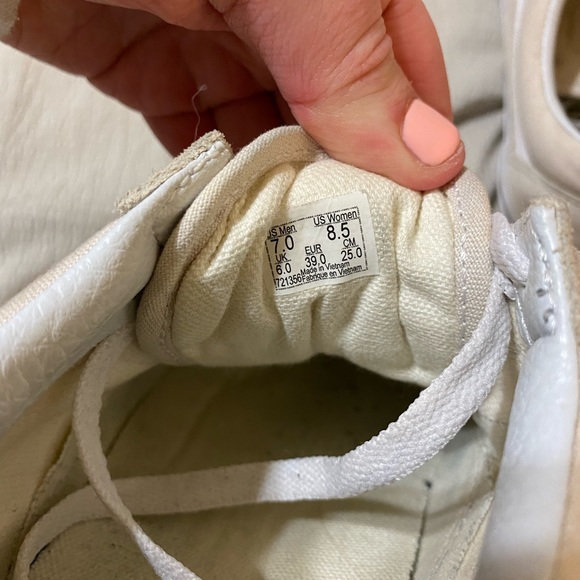 Old Skool Vans - womens size 8.5 / mens 7.0 - Picture 6 of 7